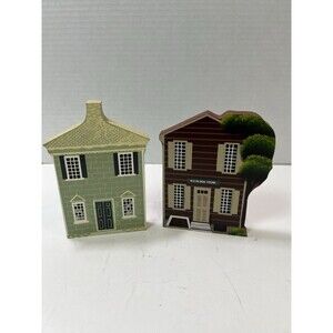 Shelia's Collectibles Wood House Apocarthy Nicolson Store Williamsburg Virginia